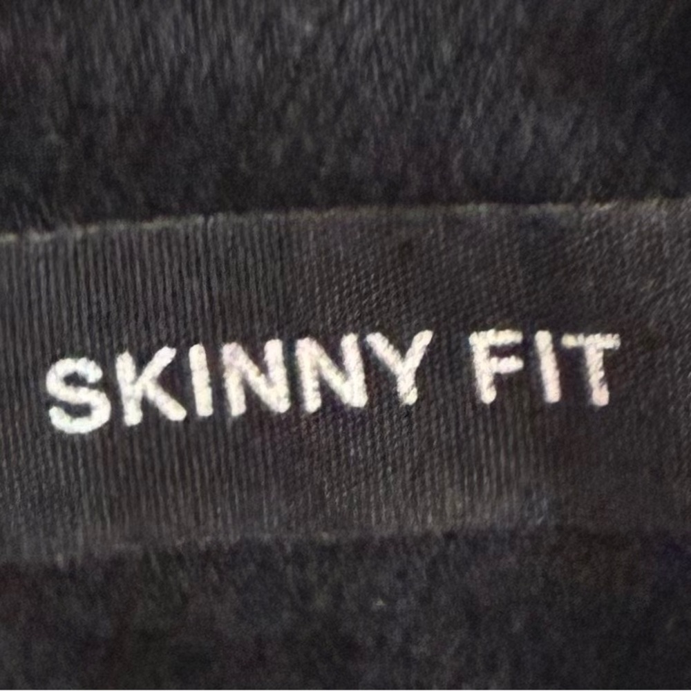 Judy Blue Women's Black Skinny Jeans, 9/29 - Picture 4 of 5